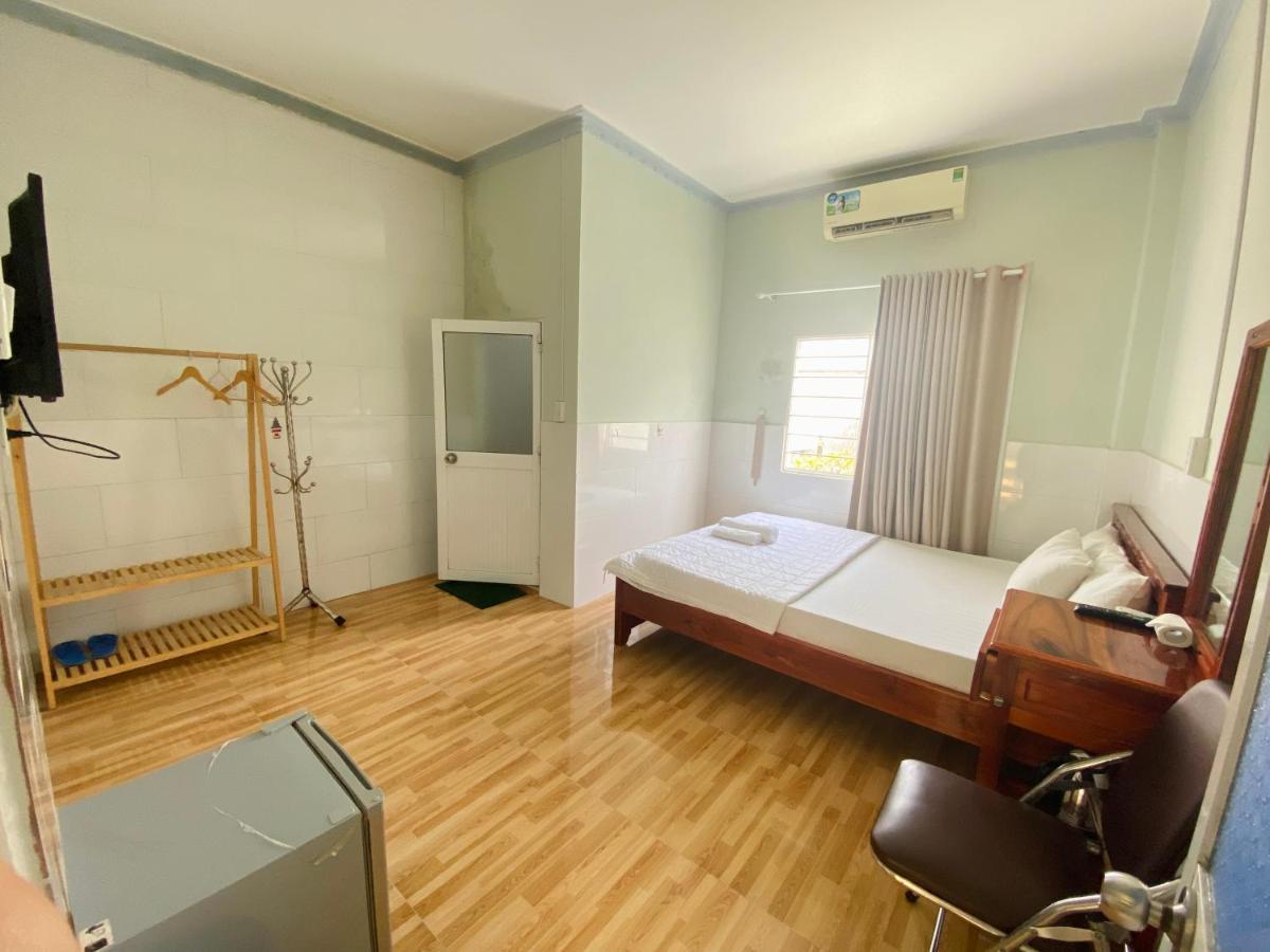 Bed and Breakfast Nha Nghi Y Vy Фукуок Екстер'єр фото